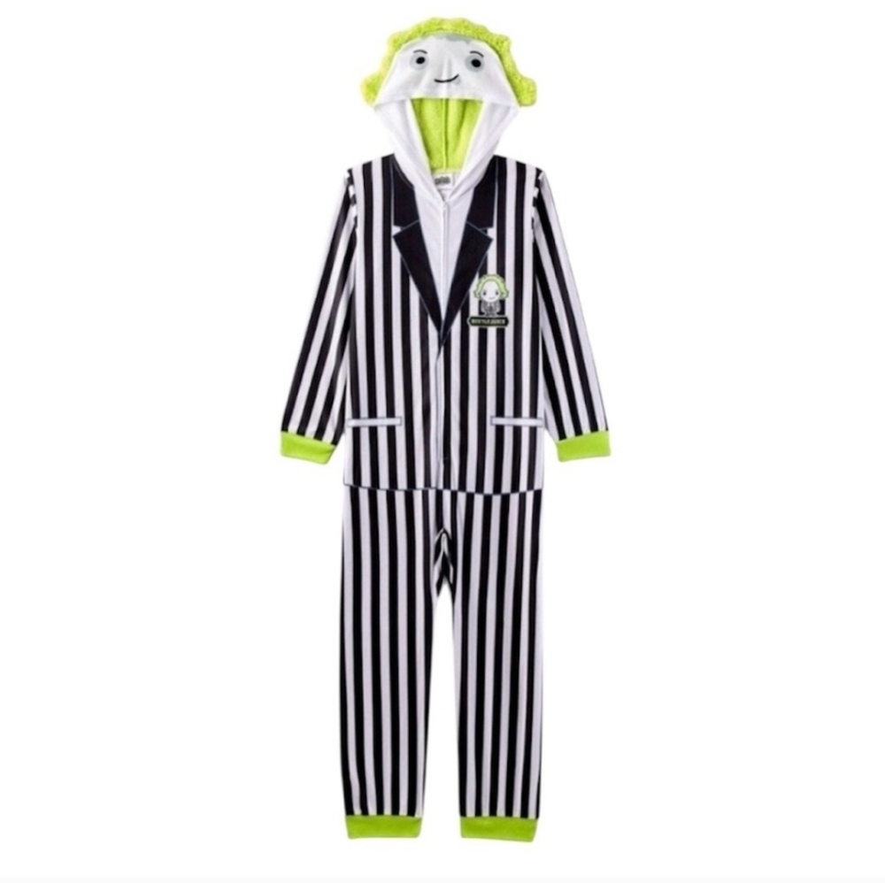 New Beetlejuice Boys Striped Union Suit Sleeper Pajamas Size XS 4/5 Hallowen